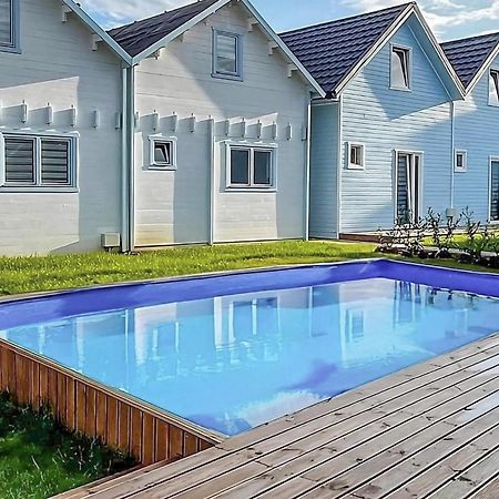 Gorgeous Home In Rewal With Outdoor Swimming Pool Bagian luar foto